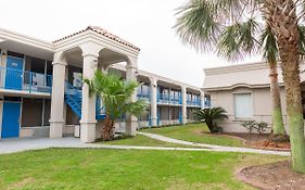 Travelodge By Wyndham Baton Rouge East Exterior photo