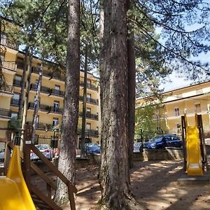 Hotel Meranda Camigliatello Silano Exterior photo