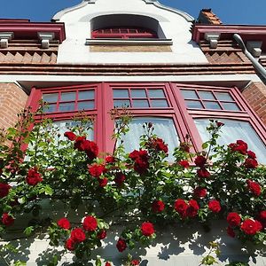 Au Troubadour Bed and Breakfast Lille Exterior photo