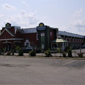 Days Inn & Suites By Wyndham Terre Haute Exterior photo