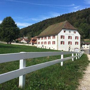 Auberge De Bellelay Restaurant Chez Aron Balde Hotel Exterior photo