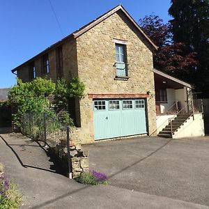 Parkfield Bed and Breakfast Chepstow Exterior photo