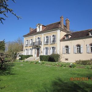 Domaine De Sainte Anne Bed and Breakfast Venoy Exterior photo