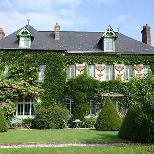 Le Clos Des Ifs Bed and Breakfast Thiétreville Exterior photo