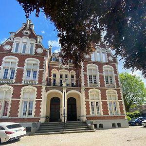 Krisko Parking Prive Et Clos Hotel Armentières Exterior photo