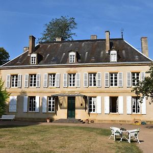 Vintage Mansion In Saint Aubin Sur Loire With Pool Villa Bourbon-Lancy Exterior photo