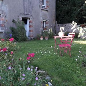 Chambre D Hote Chez Fany Bed and Breakfast Mur-de-Bretagne Exterior photo