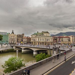 Piso Senorial Con Vistas A La Ria By Urban Hosts Lejlighed Bilbao Exterior photo