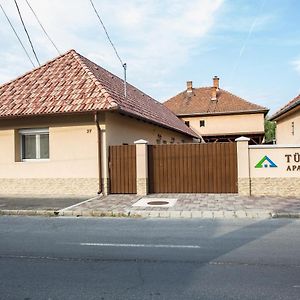 Tuerkiz Apartman Lejlighed Tokaj Exterior photo