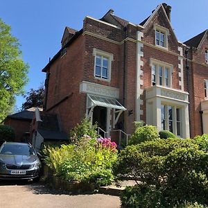 The Waltons Bed and Breakfast Dorking Exterior photo