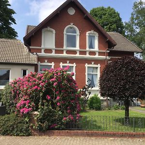 Ferienhaus Us Luett Hus Und Das Zimmer Linde Im Haupthaus Villa Oldenburg Exterior photo