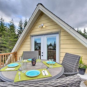 Charming Port Angeles Studio With Deck And Views! Lejlighed Exterior photo