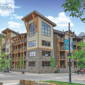 White Spruce Lodge By Spring Creek Vacations Canmore Exterior photo