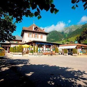 Hotel-Buffet De La Gare Château-d'Oex Exterior photo