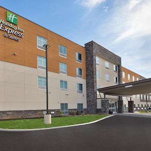 Holiday Inn Express & Suites - Wooster, An Ihg Hotel Exterior photo