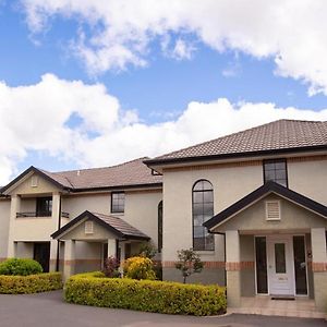 Cootamundra Heritage Motel & Apartments Exterior photo