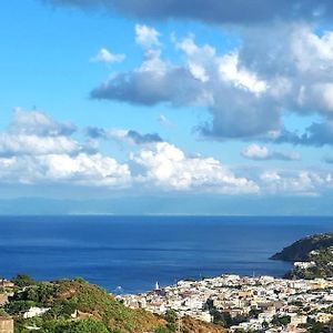 Casa Tra Cielo E Mare Bed and Breakfast Lipari  Exterior photo