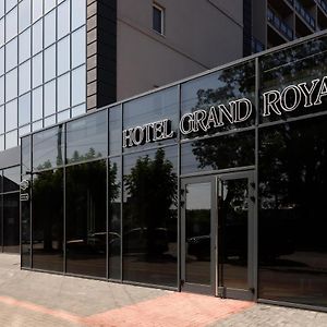 Grand Royal Hotel Tjernivtsi Exterior photo