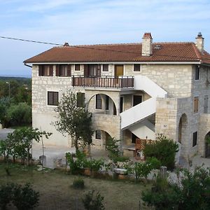 Kamena Kuca Smiljevac - Stone House Apartment 3 Ližnjan Exterior photo