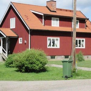 Egen Laegenhet I 2-Familjshus Pa Landet. Villa Tierp Exterior photo