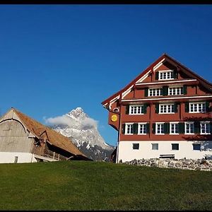 Restaurant Pension Betschart Hotel Schwyz Exterior photo