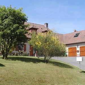 Chambre D'Hote Equipee En Studio Bed and Breakfast Molliens-Dreuil Exterior photo