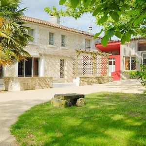 La Ferme Du Marais Poitevin - Chambre D'Hotes Bed and Breakfast Benet Exterior photo