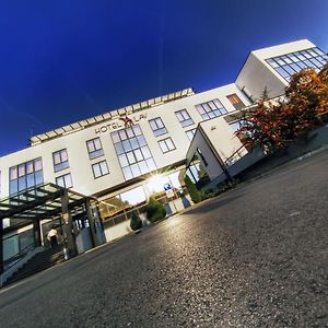 Hotel Lav Vukovar Exterior photo