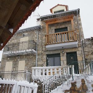 La Libelula De Gredos Villa Barajas de Gredos Exterior photo