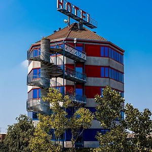 Business Hotel Casale Monferrato Exterior photo