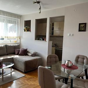 Apartman As Lejlighed Kraljevo Exterior photo