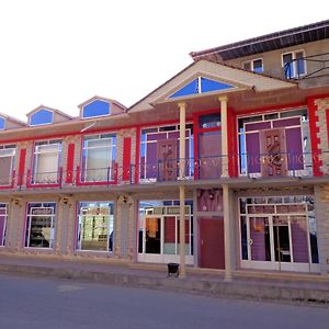 Tubram S Ailəvi Qonaq Evi Bed and Breakfast Şǝki Exterior photo