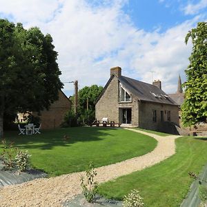 Gite Du Marais Villa Pontorson Exterior photo