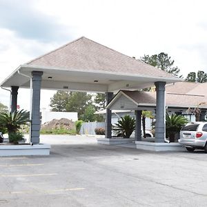 Super 8 by Wyndham Hardeeville Exterior photo