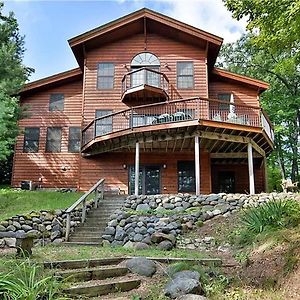 Round House On Round Lake Villa Hayward Exterior photo