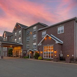 Best Western Plus Fredericton Hotel & Suites Exterior photo