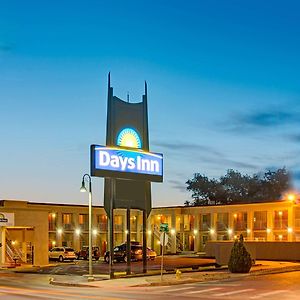 Days Inn By Wyndham Albuquerque Downtown Exterior photo