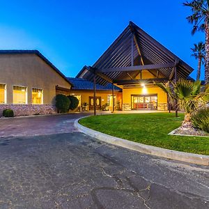 Comfort Inn & Suites Mojave Exterior photo