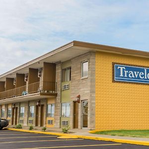 Travelodge by Wyndham Bloomington Exterior photo