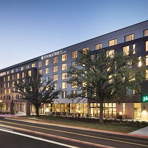 Doubletree By Hilton Greeley At Lincoln Park Hotel Exterior photo