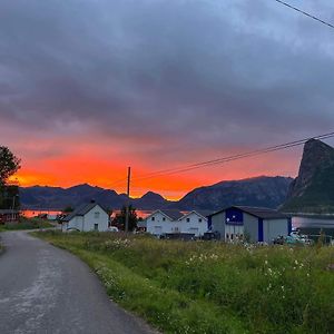 Senja Living Lejlighedshotel Stonglandseidet Exterior photo