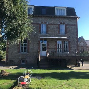 Auberge Ti'gousket Hotel Guingamp Exterior photo