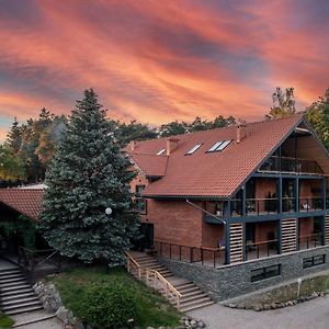 Roza Wiatrow Hotel Węgorzewo Exterior photo