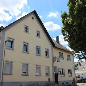 Gasthaus Zum Ritter Hotel Karlsdorf-Neuthard Exterior photo