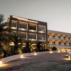 Pride Resort & Convention Center Ranakpur Near Ranakpur Dam Sādri Exterior photo