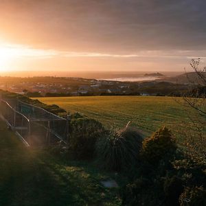 Spacious Sea-View Apt. Overlooking St Ives Bay Lejlighed Gwithian Exterior photo