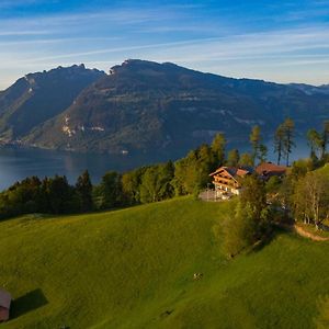 Auszeit-Hotel Z Aeschiried Aeschi Bei Spiez Exterior photo