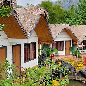 Wings Ha Giang Loop Bungalow Hotel Exterior photo