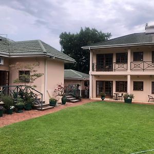 A Boutique Lodge Situated In A Serene Environment - 2029 Harare Exterior photo