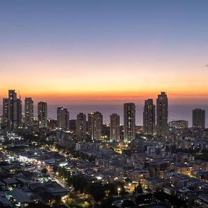 Luxury Highrise Oceanview Apt Lejlighed Bat Yam Exterior photo